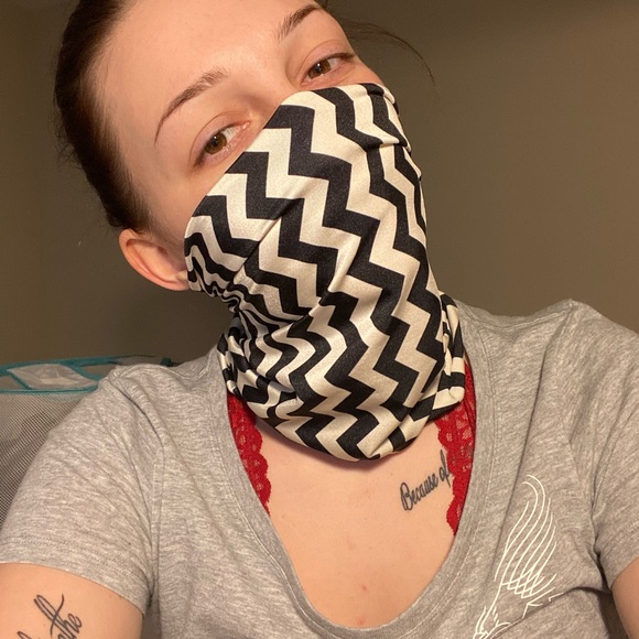 Cute seamless bandana - Picture 2 of 2